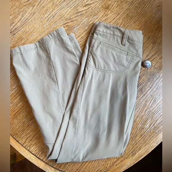 Athleta Dipper Pant 2 Petite Beige - Picture 6 of 16